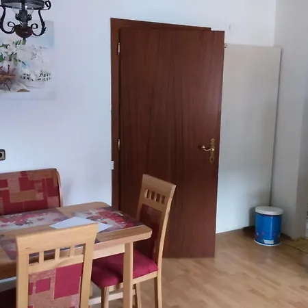 Haus Ruf Апартаменты Виндишгарстен